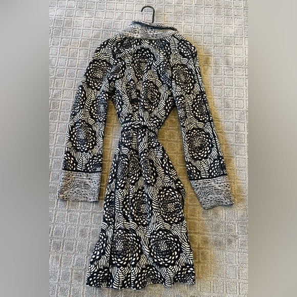 Missoni long cardigan sweater w/ belt (Black/White/Purple) (size 6) - Picture 3 of 4